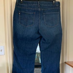 Jag Jeans. Women’s plus size: 22W. Curvy style. Worn once. EUC. Boot cut.